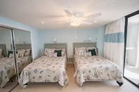 Fabulous Oceanfront 2/2 at Horizons - สระว่ายน้ำส่วนตัว
