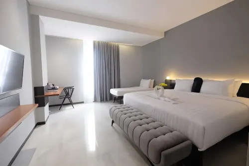 Hotel Youstay Semarang by Sinergi - breakfast