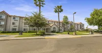 SureStay Plus Hotel by Best Western Rocklin - parking