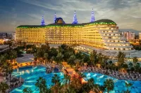 Delphin Imperial Lara