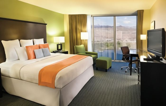 Aquarius Casino Resort