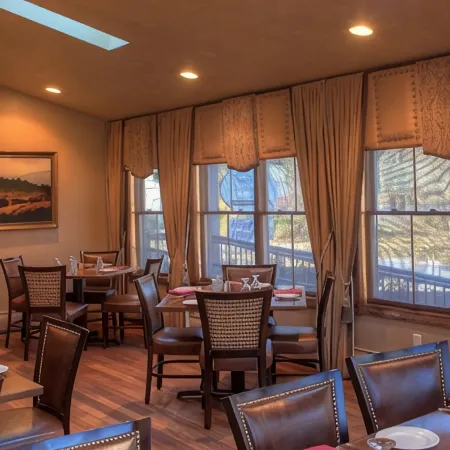 Woodfield Manor - A Sundance Vacations Property