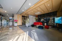 Airport Hotel - Airport Shuttle