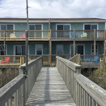 Fantastic Oceanfront 4bd/2ba. 3 nt min Spring/Fall, up to 15% off for 7 days!