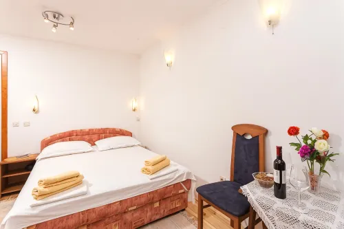 Rooms Fausta Old Town - 2-Star