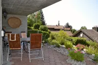 Elfe-Apartments: Two-Room Apartment with Garden, 2-4 Guests - Homestays