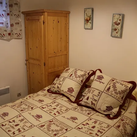 Very well appointed Apartment in Chatel , very convenient for shops ,restaurants Hotels in Chatel