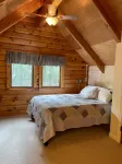 Cabin' A Good Time - Lake Front Property - 3-Star