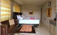 Jos & Hanny Homestay - balcony