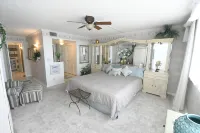 Oceanfront Condo, with Wrap Around Balcony & Ocean Views from Every Room - 프라이빗 풀
