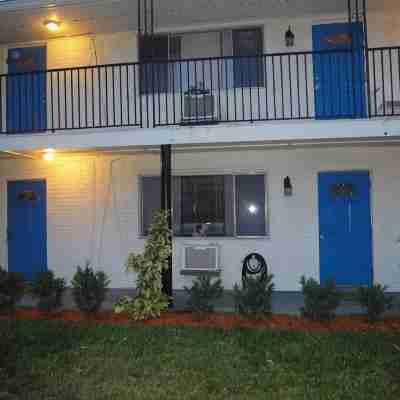 1 Block Walk to the Beach, Fun in the Sun! Hotel Exterior