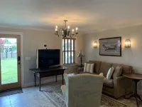 Walk to Everything House - 4-Star