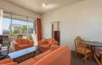 Parkside Motel - Motels