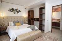 Spacious 7 Bedroom Luxury Villa Steps From The Beach, South Jaco! - 4-Star