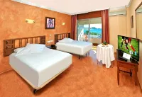 Arrayanes Playa Almuñecar - 3-Star