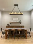 Four Bedroom Downtown Tomball Cottage - Homestays