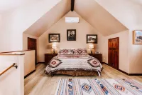Colvin Cabin on Cooper - 3-Star