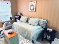 Spacious 5 BDRM Masthope Chalet with Private Movie Theater & AWESOME Game Room - 부티크