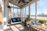 Charming Carlton Landing Single Story Home Steps Away from TownCenter - The Nest - 4-Star