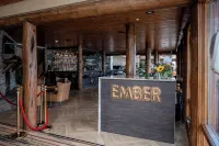 The Estes Park Resort - bar