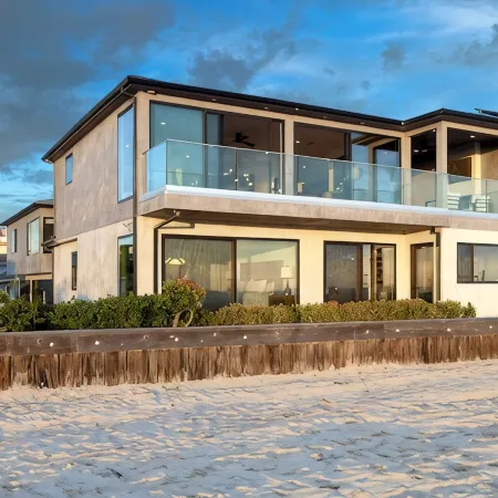 BEACH FRONT DREAM