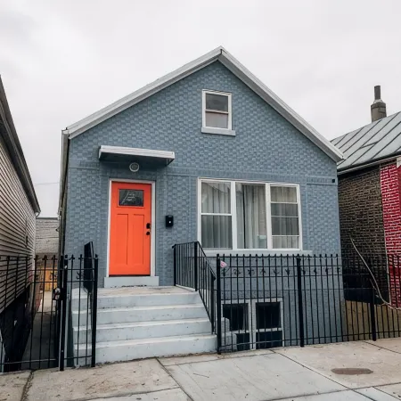 Luxury Modern home minutes from Downtown Chicago