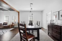 River City Retreat - 4-Star