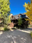 Cozy Mountain escape near Park City w/ game room, hot tub for the whole family - Alphydda