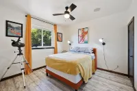 Remodeled ocean view home directly above the Sekiu marina. Relaxation, renewal. - balcón
