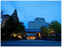 Waraku Onsen Nihon No Yado Notoraku - Pool