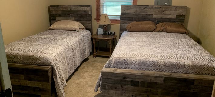 Experience staying in a late 1800’s cabin. Located near the Tennessee River Hotels in Jackson County