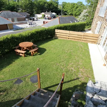 Private spacious house 5 mins by car to the beach