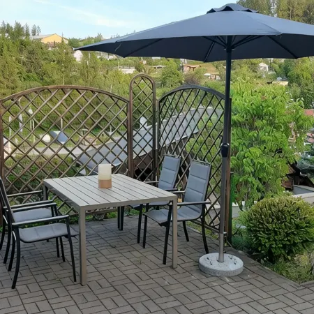Ferienhaus im Grünen-idyllischen Lage