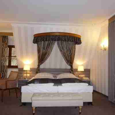 Burghotel Rooms