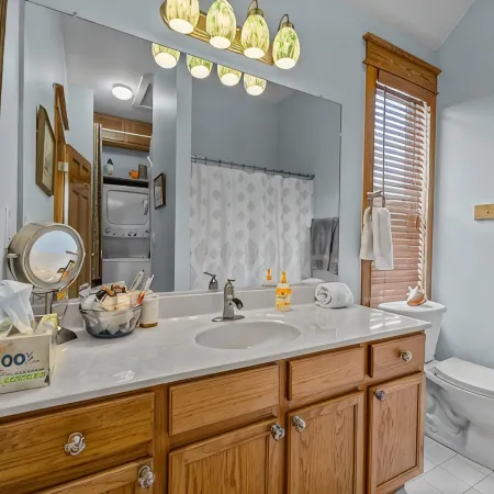 Downtown Manteo Studio - 12 minutes to OBX beaches!