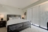 "Serenity of Evanston" 2 BDR/2Bath Modern-Luxe Suite - 4 ดาว