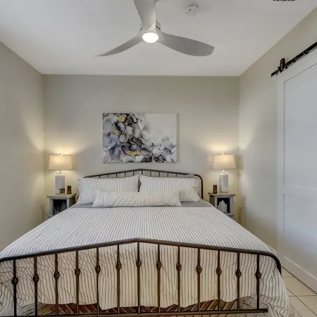 Adorable cottage central to everything