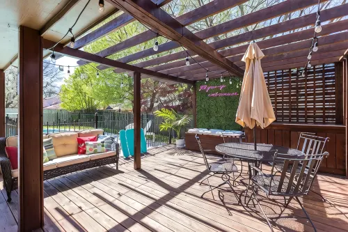 Comfy Hangout House - Sleeps 16 - Pool & Hot Tub! - Boutique