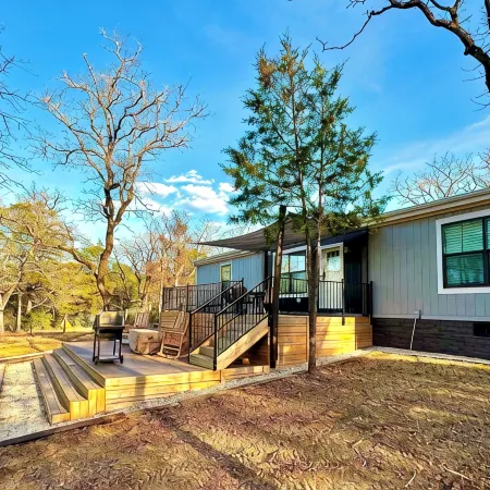 Lost Pines Cabin - 15 Acres, Dog Friendly, Hiking, Campfires, Bastrop, Cota, BBQ