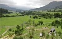 The Nile Farmstay: Modern Cabin Offering Incredible Views with Fire Pit and Spa. - Boutique