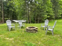 Original Log Cabin on 3 Private Acres - Chalets