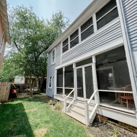 🍑 The Peach St. House - 1 Block to Park and Shops, close to beach!