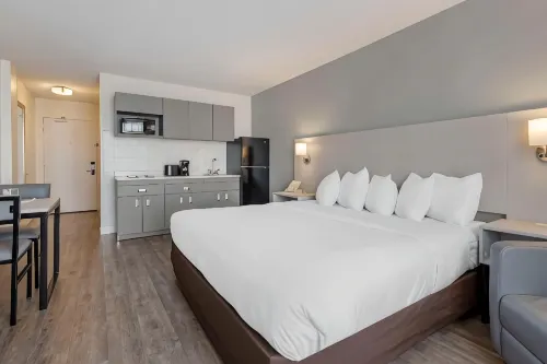 MainStay Suites MSP Airport - Mall of America - 2-Sterne