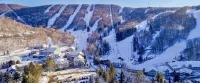 SKI-IN, SKI-OUT LOFT! IN the HEART of JIMINY PEAK VILLAGE! LIFT and MT. VIEWS! - 3-stjärniga