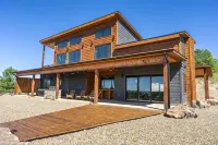 New Epic Mountain Top Cabin/Stargazer's Dream/Families or Weddings/Hot Tub - 4-Star