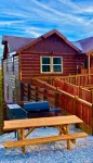 Amazing Brand New 8Bdrm Cabin-Pool-Arcades-Gazebo - 5-Star