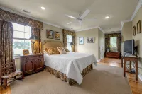 Orchard Park cottage - 5-Star