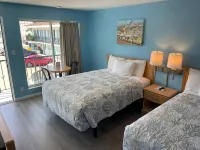 Surfcomber Motel - parkir
