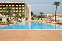 Hala Hotel & Aqua Park - piscina