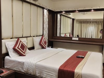 Hotel Shelter Palace